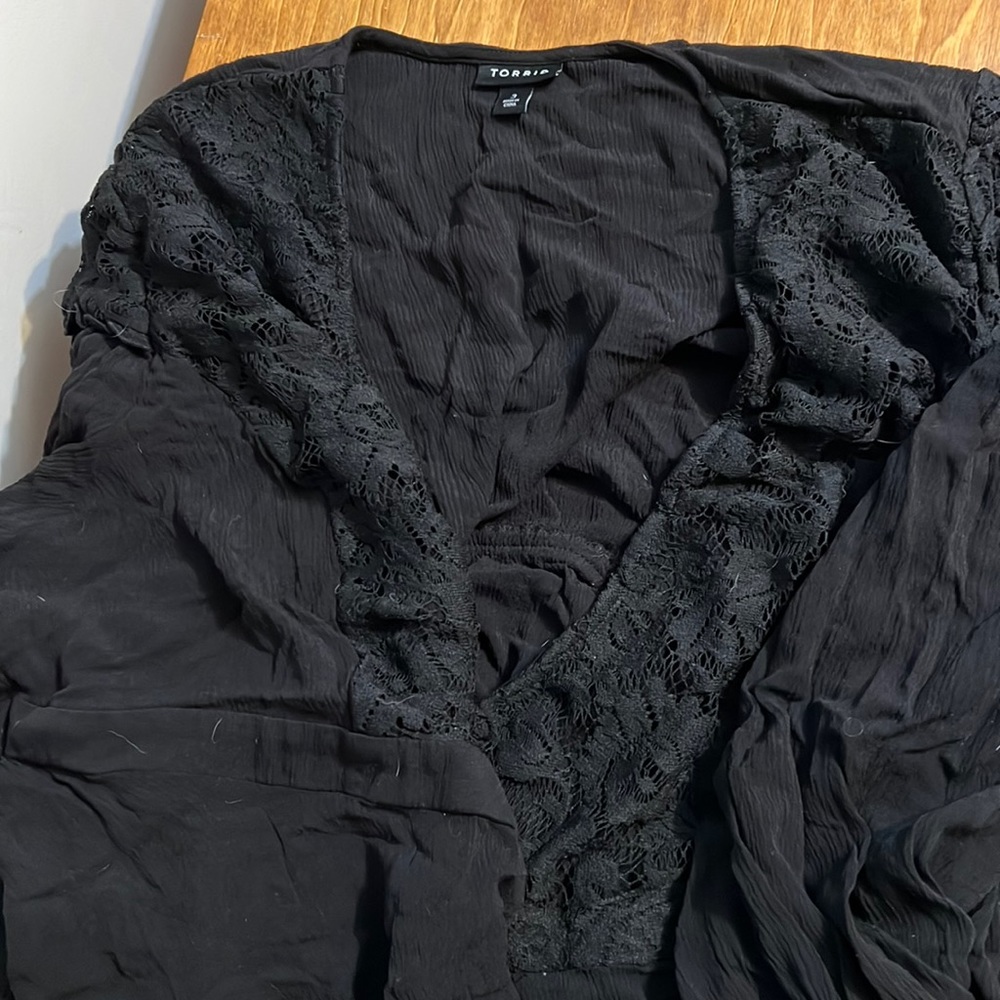 Torrid Crossover tie peplum top